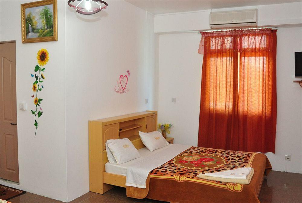 מאהבורג Ons Motel & Guest House מראה חיצוני תמונה