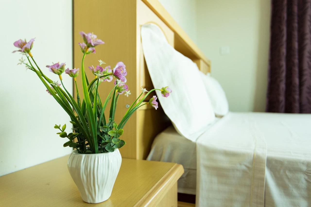 מאהבורג Ons Motel & Guest House מראה חיצוני תמונה